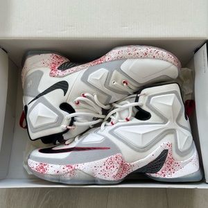Nike Lebron 13 “Friday the 13th”